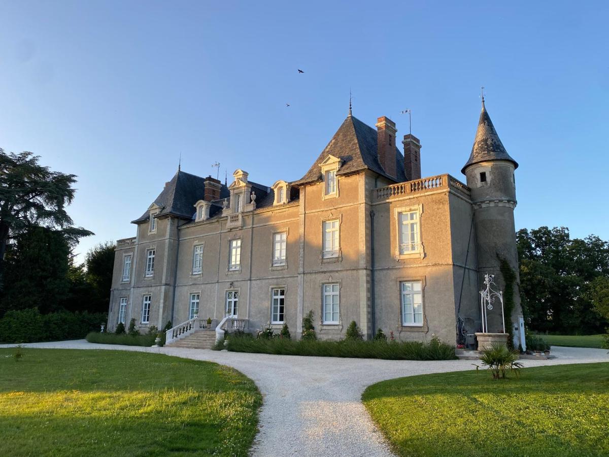 Chateau De St-Fulgent, Gite La Tour Saint-Fulgent Екстериор снимка
